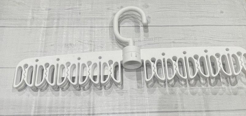 Daiso Cross Laundry Hanger with Clips | Gray | 33.8 cm | Space-Saving Clothes Drying Rack for Socks, Underwear & Small Items - Image 3